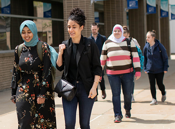 Group of students touring campus